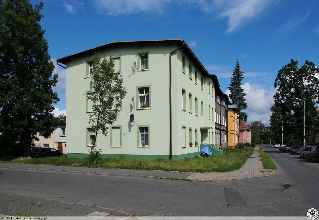 Apartament Oliwia Apartamento Jelenia Góra Exterior foto